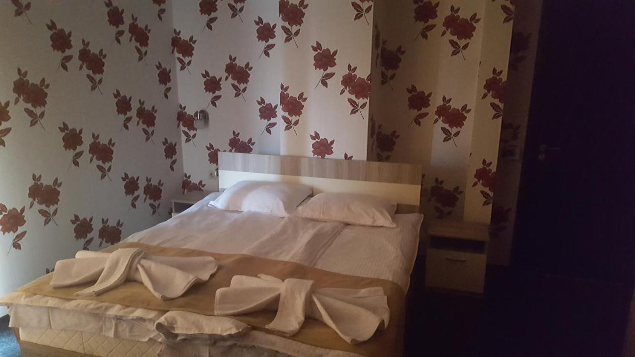 Hotel Sirakovata Kushta Saparewa Banja Exterior foto