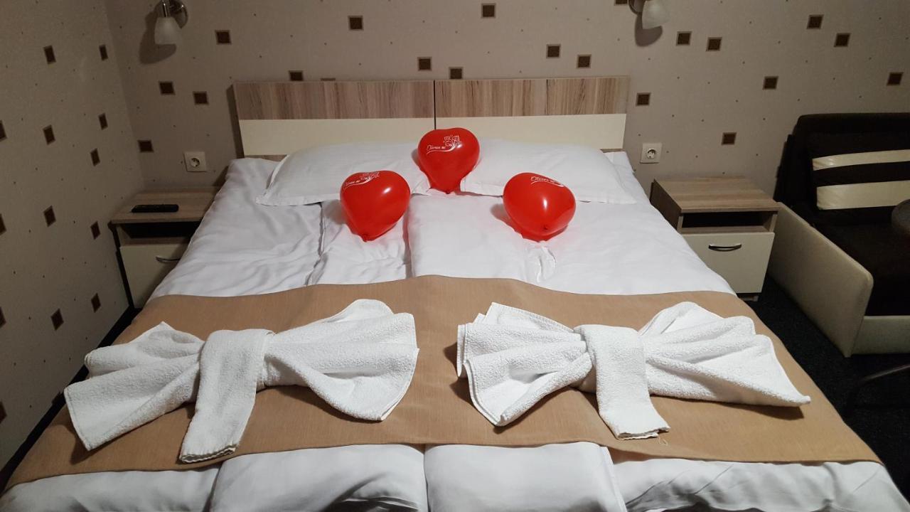Hotel Sirakovata Kushta Saparewa Banja Exterior foto